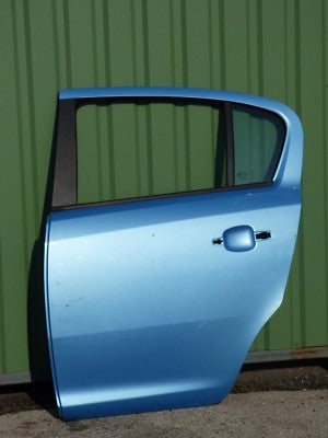 OPEL CORSA D Tür Hinten Links Gute zustand ORIGINAL gebraucht - hellblau – Produktansicht 1
