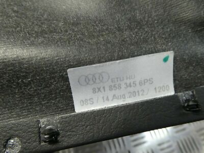 AUDI A1 S Line 2017 Verkleidung Abdeckung 8X1858345 6PS ORIGINAL gebraucht - Lenkradabdeckung – Produktansicht 3