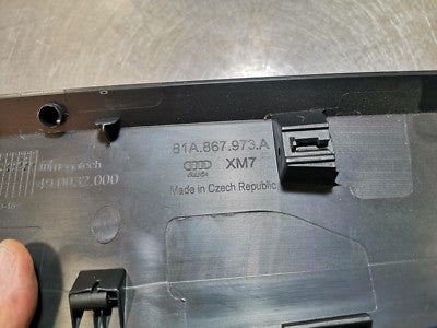 Audi Q2 GA Fensterrahmen Verkleidung 81A867973A ORIGINAL gebraucht - Heckklappe – Produktansicht 4