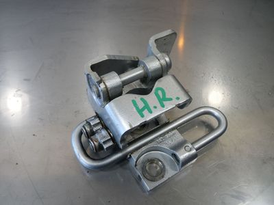 VW Golf 5 1.9 TDI Türscharnier hinten rechts / 1K4 833 412 Q ORIGINAL gebraucht - 1K4833412Q – Produktansicht 1