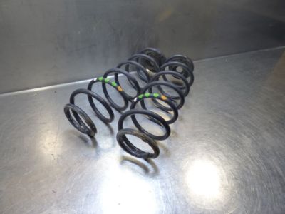 VW Fox 1.2 6V Feder paar hinten – Produktansicht 2