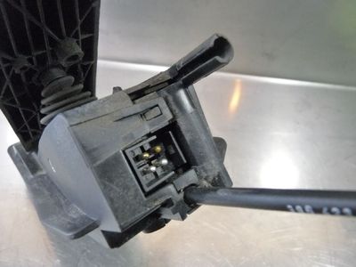 Porsche Boxster S 986 3.2 Bj.04 Gasbetätigung 99642303002 / 996.423.030.02 – Produktansicht 3