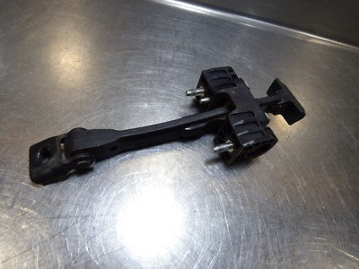 Porsche 991 911 Boxster 981 718 Türfangband Türbremse Türfeststeller 99153715100 – Produktansicht 5