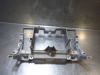 Porsche PANAMERA 970 Halter Halterung Armaturenbrett Navigation 97055232100 – Produktansicht 2