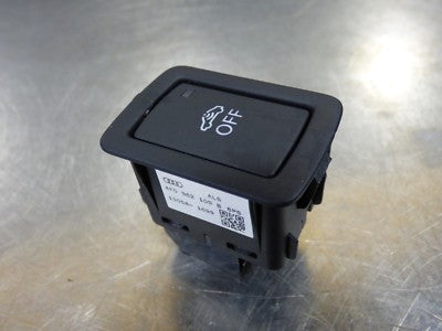 AUDI A4 B8 A5 Q3 Q5 Schalter Taster Alarm 4F0962109B ORIGINAL gebraucht - Diebstahlwarnanlage – Produktansicht 1