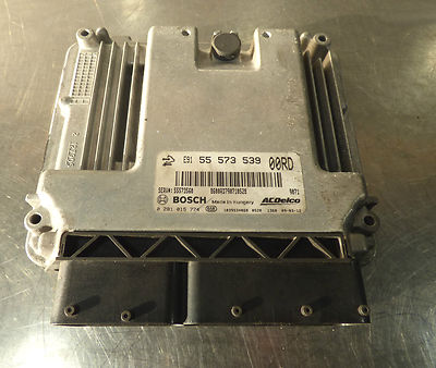 Opel Insignia 2.0 CDTI Motorsteuergerät ECU mit Security Code ORIGINAL gebraucht - 55573539 – Produktansicht 1