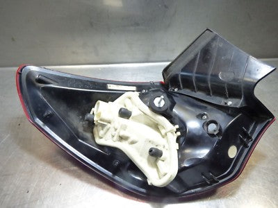 Opel Astra J 1.7 CDTI ORIGINAL gebraucht - Rückleuchte rechts 13306460 – Produktansicht 3