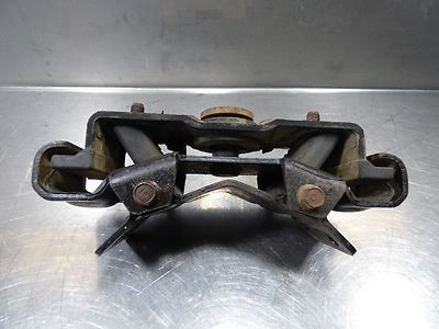 Mitsubishi L200 2.5 DiD Motorhalter – Produktansicht 1