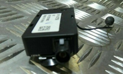 Opel Insignia B 2018 Antenne Antennenverstärker GM 39114759 – Produktansicht 2