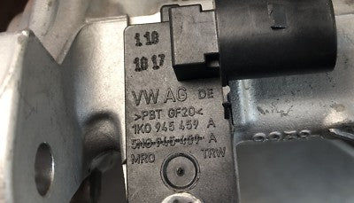 Audi A3 8V 8V1 Hauptbremszylinder mit Ausgleichsbehälter TRW 502611301G – Produktansicht 4