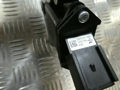 Opel Astra K 2017 El. Fensterhebermotor VVorne Links -100 C07521-102 ORIGINAL gebraucht - C46106 – Produktansicht 3