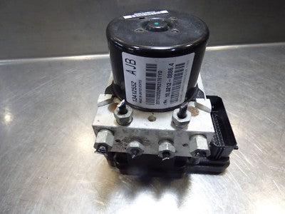 Opel Astra J Sports Tourer 1.7 CDTI ABS Hydraulikblock 13412552 – Produktansicht 2
