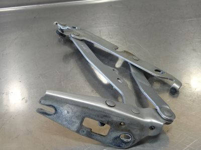 AUDI A6 4F 2.0 TDI links 4F5827301D / 4F5 827 301 D ORIGINAL gebraucht - Heckklappenscharnier – Produktansicht 2