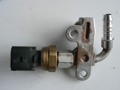 Audi R8 4.2 V8 BYH 420PS Kraftstoffverteiler Fuel Rail ORIGINAL gebraucht - 079127503AD – Produktansicht 2