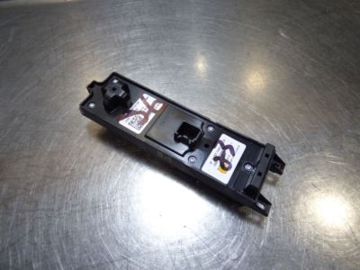 Ford Focus III MK3 Fensterheber Schalter vorne links AM5T-14A132-CA – Produktansicht 2