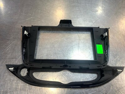 OPEL ASTRA K 2018 original Bildschirm Rahmen GM 39009825 – Produktansicht 3