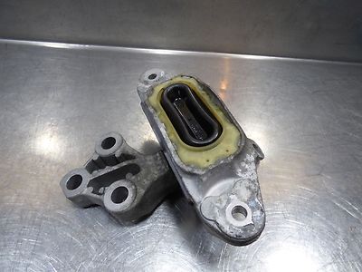 Opel Astra J 1.7 CDTI Motorhalter links 13248546 – Produktansicht 2