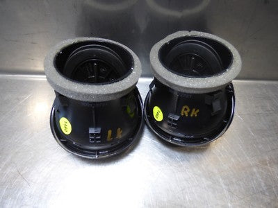 Audi A1 8X 1 stück Original Luftdüse Luftdusche Luftausströmer MITTE 8X2820951 – Produktansicht 4