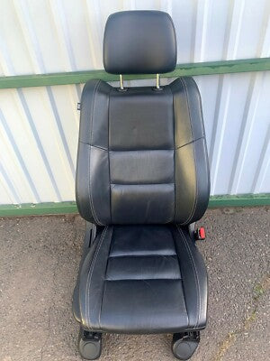 Jeep Grand Cherokee IV WK2 2015 Leder Sitze Vorne Rechts in schwarz TOP ZUSTAND! – Produktansicht 1