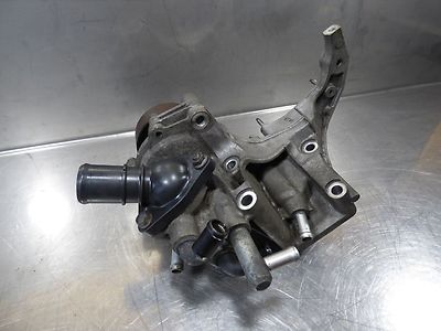 Mazda 6 2.2 CITD Lichtmaschine Halter Aggregatträger R2AA-15176 – Produktansicht 1