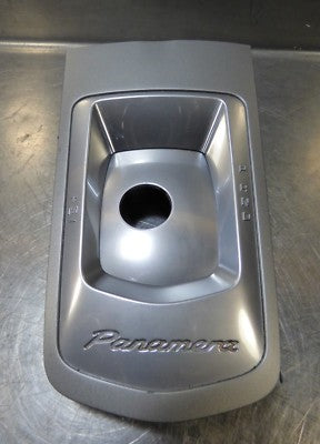 Porsche PANAMERA 970 Abdeckung Blende PDK Wählhebel Schaltkulisse 97055316100 – Produktansicht 1