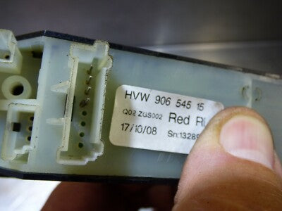 VW Crafter Mercedes Sprinter Fensterheberschalter Schalter vorne links 90654515 – Produktansicht 3