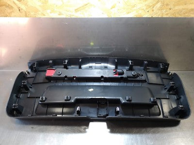 Audi Q2 GA Verkleidung 81A867979H ORIGINAL gebraucht - Heckklappenverkleidung – Produktansicht 5