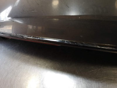 Audi Q2 GA Dachkantenspoiler Heckklappe Heck Spoiler 81A827933 S-line LY9T – Produktansicht 5