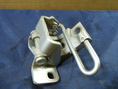 VW GOLF 5 1.9 TDI BXE Türscharnier hinten links / 1K4 833 411 Q ORIGINAL gebraucht - 1K4833411Q – Produktansicht 1