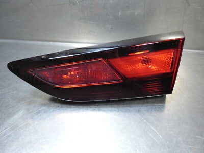 OPEL ASTRA K Limo 5 türer Rückleucht innen Heckklappenleuchte rechts 39032993 – Produktansicht 1