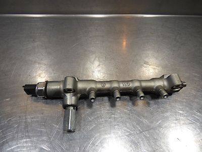 Opel Astra J 1.7 CDTI Einspritzleiste 23001Q09411 / 12334695867 – Produktansicht 2