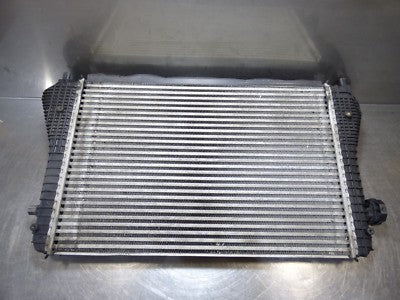 AUDI A3 8P VW 1.9 2.0 TDI Golf Passat Caddy III Touran Ladeluftkühler 1K0145803A – Produktansicht 2