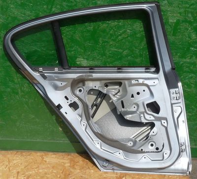 BMW 1er E87 Tür Hinten Links hell blau 1A zustand ohne Delle – Produktansicht 4