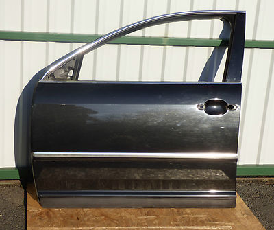 VW PHAETON Tür vorne links schwarz metalik ohne Anbauteile Bj.2006 – Produktansicht 1