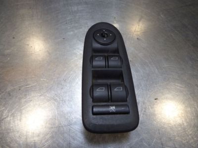 Ford C-Max 1.6 TDCI Fensterheberschalter 7M5T-14A132-AB / 7M5T14A132AB – Produktansicht 1