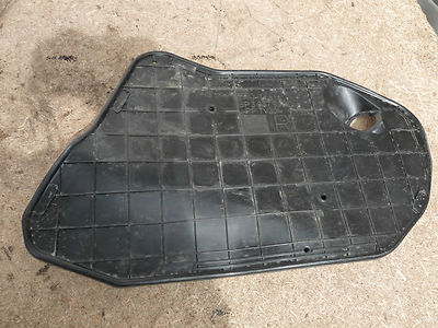 Audi R8 V8 4.2 FSI TÜRINNENBLENDE Blende vorne rechts AUDI A3 ORIGINAL gebraucht - 8P3837916D – Produktansicht 1