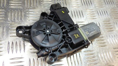Alfa Romeo Stelvio Facelift Fensterhebermotor Vorne Links ORIGINAL gebraucht - 0130822069 – Produktansicht 1