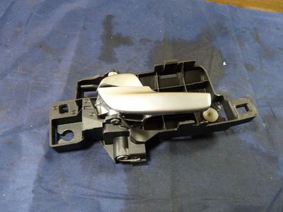 Ford Mondeo MK4 Ghia 2.5 ST Türgriff, innen h/v. l. / 7S71A22601AB ORIGINAL gebraucht - 6M21U22601AB – Produktansicht 1