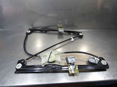 VW CADDY III (2K) 2.0 SDI Fensterheber ohne Motor vorne links 2K1837751 HH – Produktansicht 2