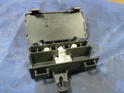 Audi A8 3.0 TDI V6 Quattro 4E0941824A / 4E0 941 824 A ORIGINAL gebraucht - Sicherungkasten – Produktansicht 2