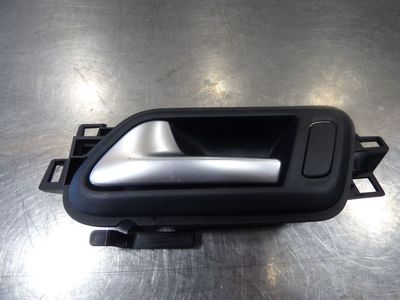 VW Amarok 2H 2016 Türgriff hinten links / 2H0 837 113 D ORIGINAL gebraucht - 2H0837113D – Produktansicht 1