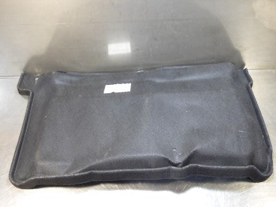 Porsche Boxster 981 Teppich Verkleidung Schlossträger Kofferraum 98155105100 – Produktansicht 2