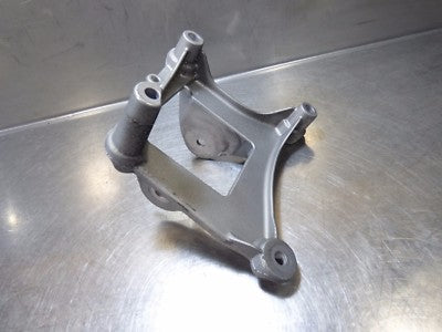 Porsche Boxster Cayman 981 Motorträger Motorkonsole Motorhalter 9A137512402 – Produktansicht 3