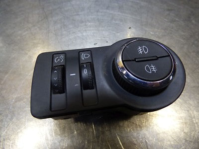 Opel Astra J 1.7 CDTI ORIGINAL gebraucht - Scheinwerfer Schalter Steuereinheit RHD ORIGINAL gebraucht… – Produktansicht 1
