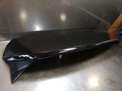 Audi Q2 GA Dachkantenspoiler Heckklappe Heck Spoiler 81A827933 S-line LY9T – Produktansicht 1