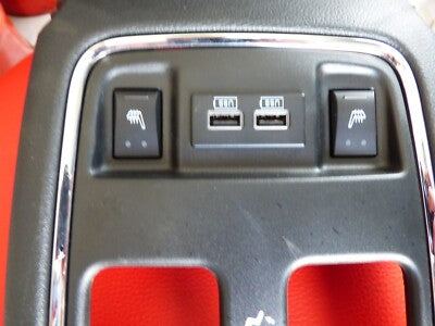 Jeep Grand Cherokee WK2 Mittel verkleidung hinten mit USB Media Hub ORIGINAL gebraucht - 68145567AA – Produktansicht 2