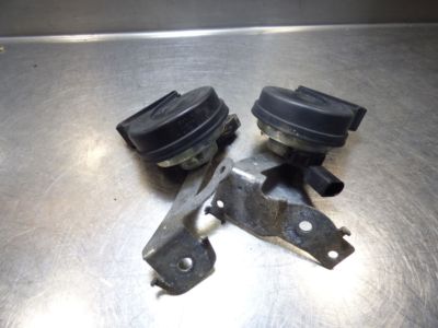 VW Passat 3G 2.0 TDI Hupe Signalhorn paar 3AA951182A / 3AA 951 182 A – Produktansicht 1