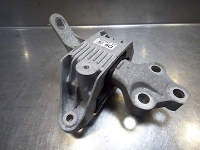 Opel Astra J 1.7 CDTI Motorhalter vorne links ORIGINAL gebraucht - 13248546 – Produktansicht 1