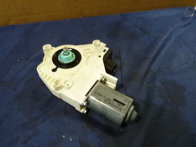 AUDI A6 4F 2.7 TDI V6 Bj.2006 Hinten Rechts 4F0959802C ORIGINAL gebraucht - Fensterhebermotor – Produktansicht 1
