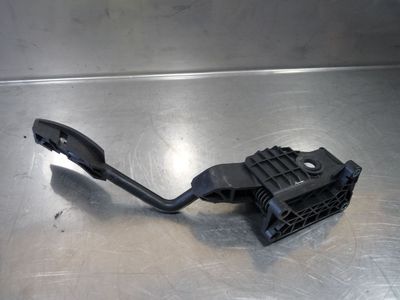 Opel Corsa D 1.4 Gaspedal elektrisch 55702021 rechtlenker RHD – Produktansicht 2